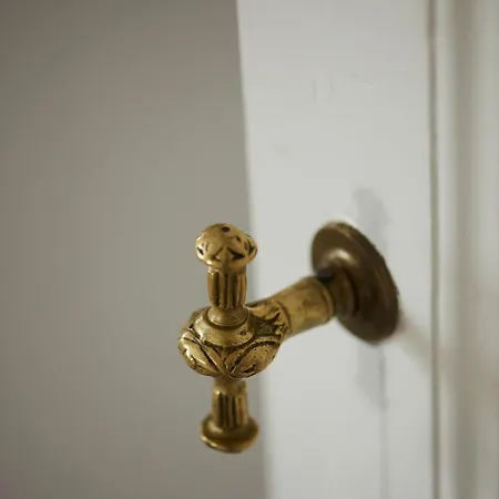 Maison D'artiste Bed and Breakfast Γάνδη