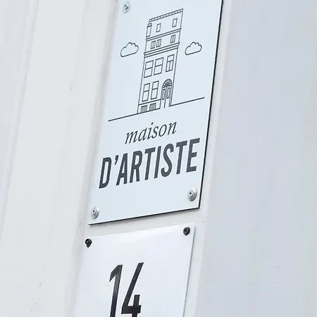 Maison D'artiste Bed and Breakfast Γάνδη